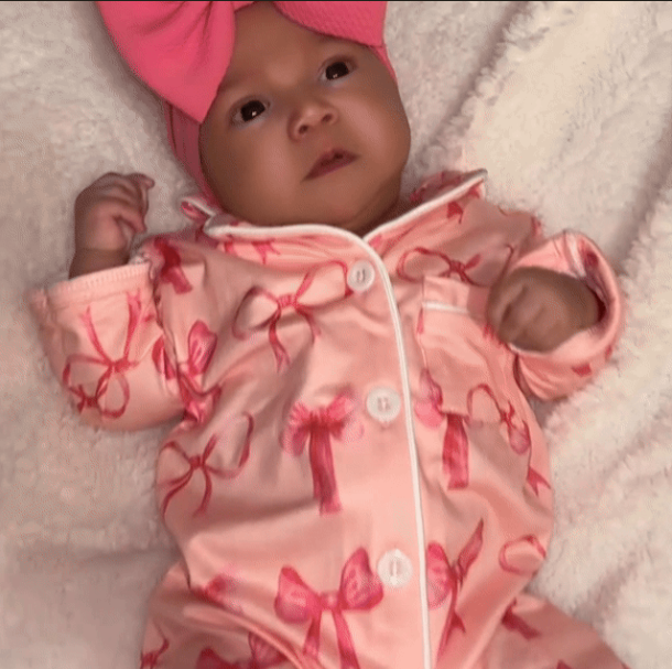 <strong>Isabella Rose</strong>